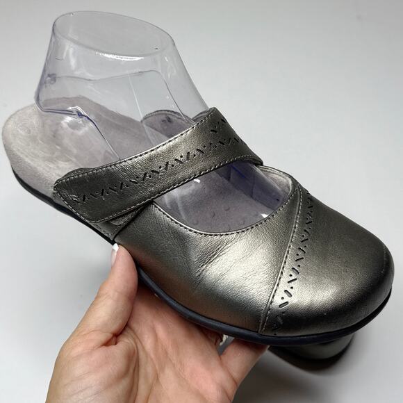 Vionic Allegra Slip-Ons Metallic Silver Women's Size 7 Orthopedic Shoes‎ Mules - Picture 3 of 10
